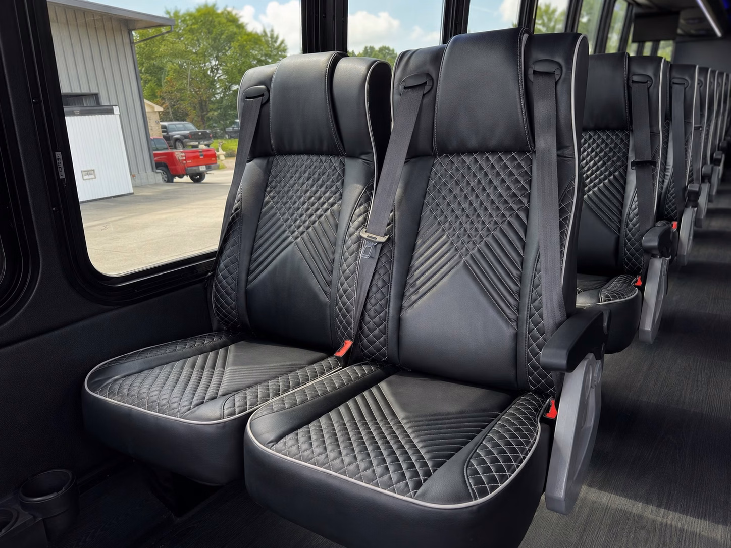 lansing charter buses